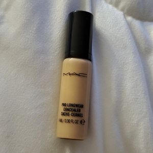 MAC PROLONGWEAR CONCEALER NC30
